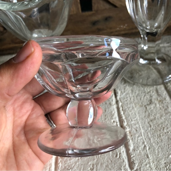 Lot of 5 different vintage fountain soda glasses - Picture 5 of 8